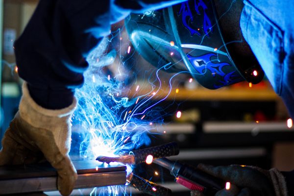 Why industrial manufacturing needs IoT - main benefits