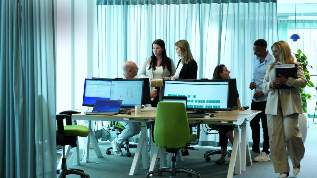 Kemer mehmonxonalarida yashirin kamerali jinsiy aloqa